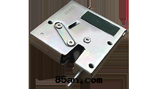 針(zhēn)对歐美(měi)快(kuài)遞&儲物(wù)市(shì)场(chǎng)，自(zì)主(zhǔ)開(kāi)發(fà)高(gāo)性(xìng)能防震鎖AS.8080F系(xì)列電(diàn)子鎖。
與(yǔ)美(měi)团(tuán)、餓了(le)么等配餐櫃運營商合作(zuò)開(kāi)發(fà)对應(yìng)智能鎖，並(bìng)建立长(cháng)久合作(zuò)策略；
産品銷往德國(guó)、韓國(guó)、日(rì)本(běn)、美(měi)國(guó)等國(guó)外(wài)市(shì)场(chǎng) ;
公(gōng)司成(chéng)立prt.x項目組，專業開(kāi)發(fà)量(liàng)子電(diàn)磁阻尼器，進(jìn)軍大(dà)健康及(jí)機(jī)器人(rén)産業;